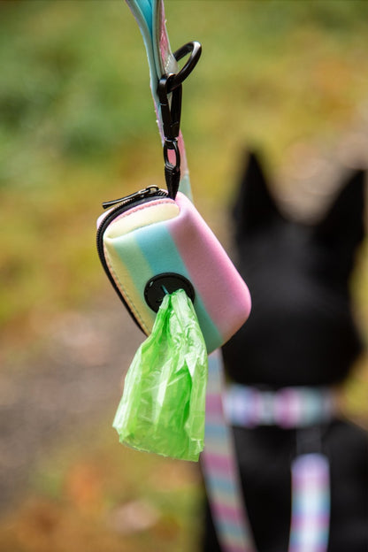 Sæt: Hundehalsbånd, hundesnor & poop-bag - Confetti Rainbow - Confetti Dogs